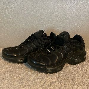 Boy’s 3.5 Nike TN